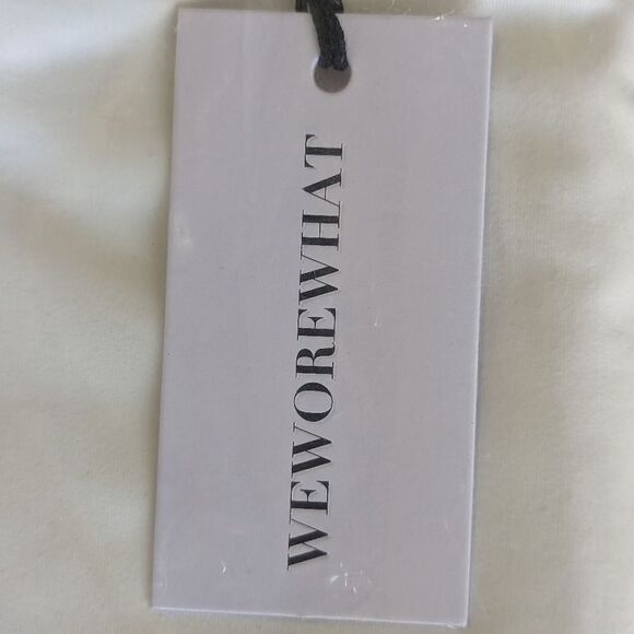 We‎ Wore What Active Solid High Waist Skort sz M in Optic White - Picture 10 of 12